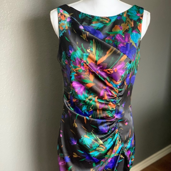 London Times Dresses & Skirts - Knee length London Times dress